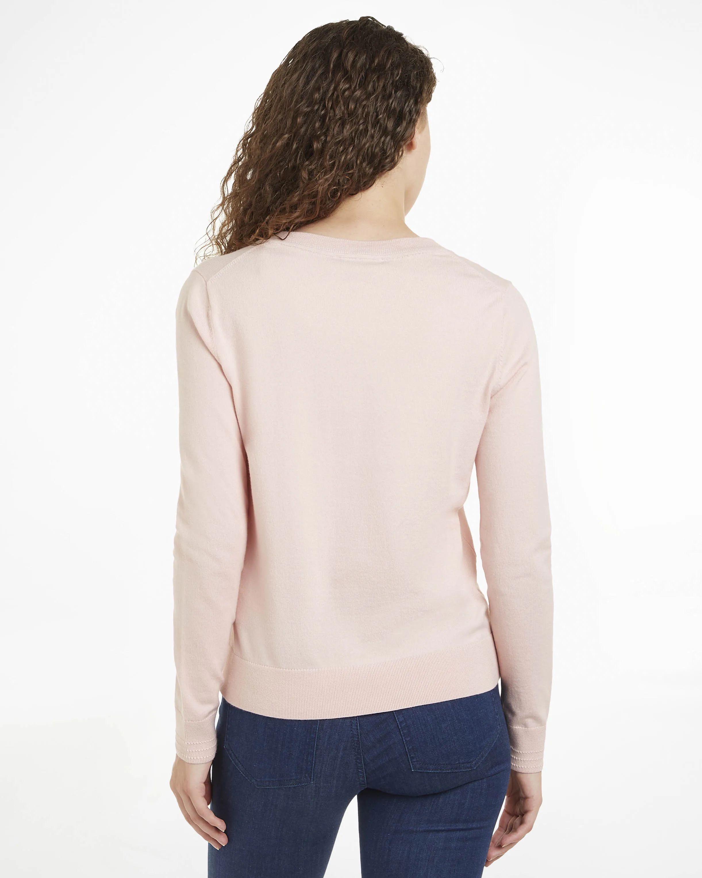 Maglia rosa chiaro in misto cotone organico con scollo a V