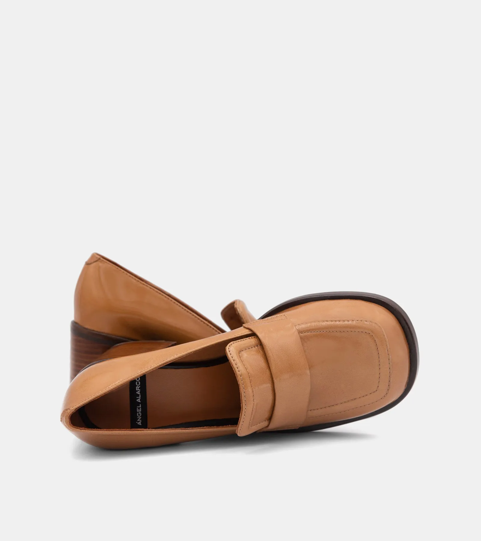 MOCASSINI NAPLAK CAMMELLO
